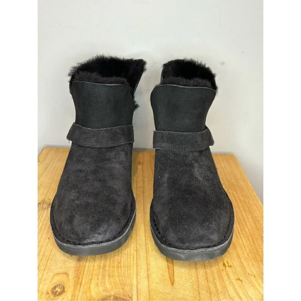 UGG Women's Zariyah Water Repellent Shearling Suede Ankle Bootie‎ Black Size 7.5